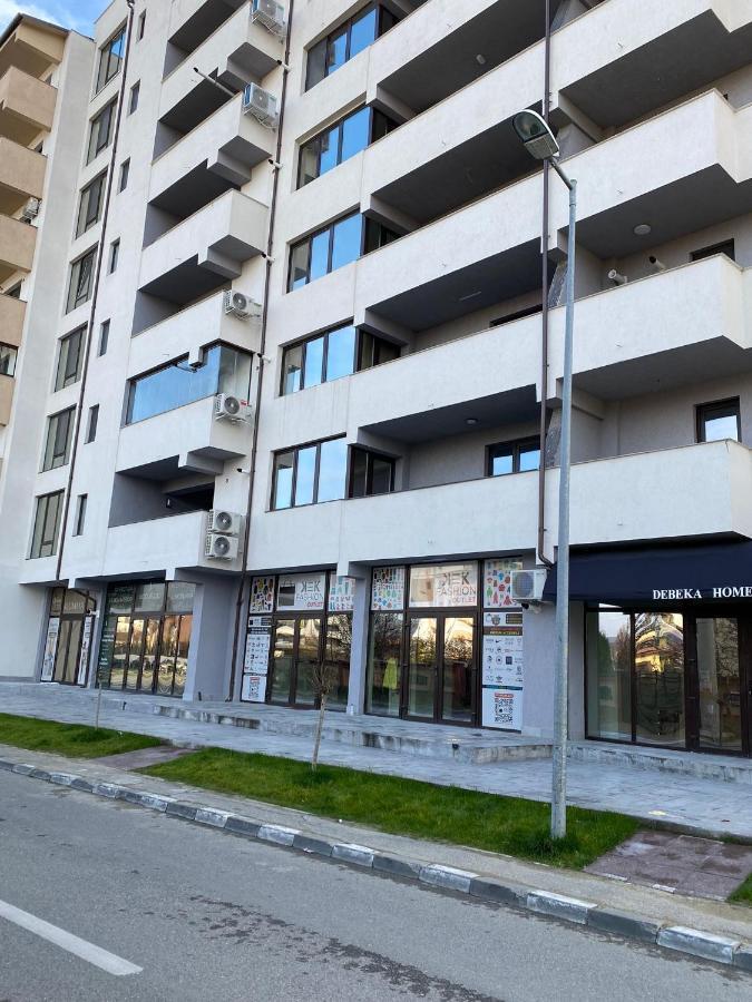 Apartament David Râmnicu Vâlcea エクステリア 写真