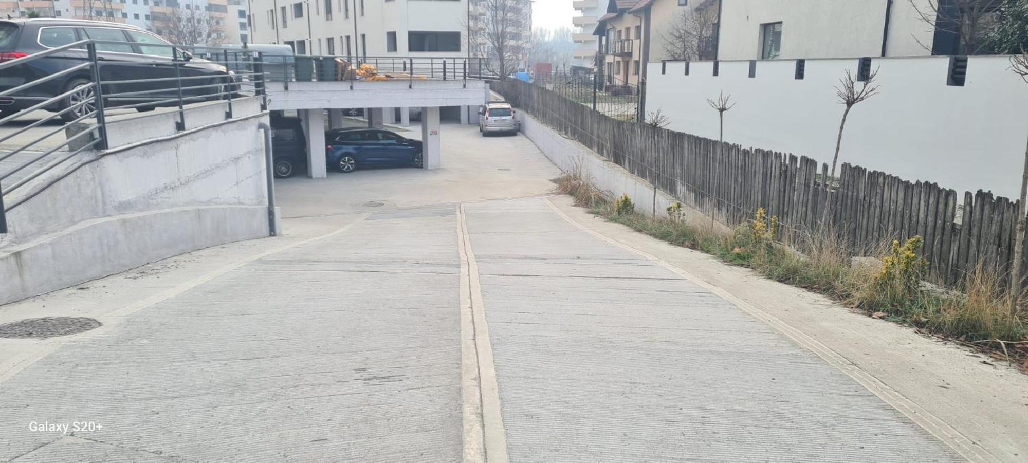 Apartament David Râmnicu Vâlcea エクステリア 写真